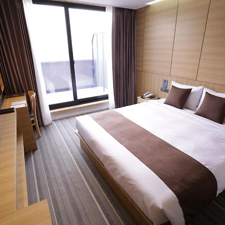 Honors Hotel Hwaseong Экстерьер фото