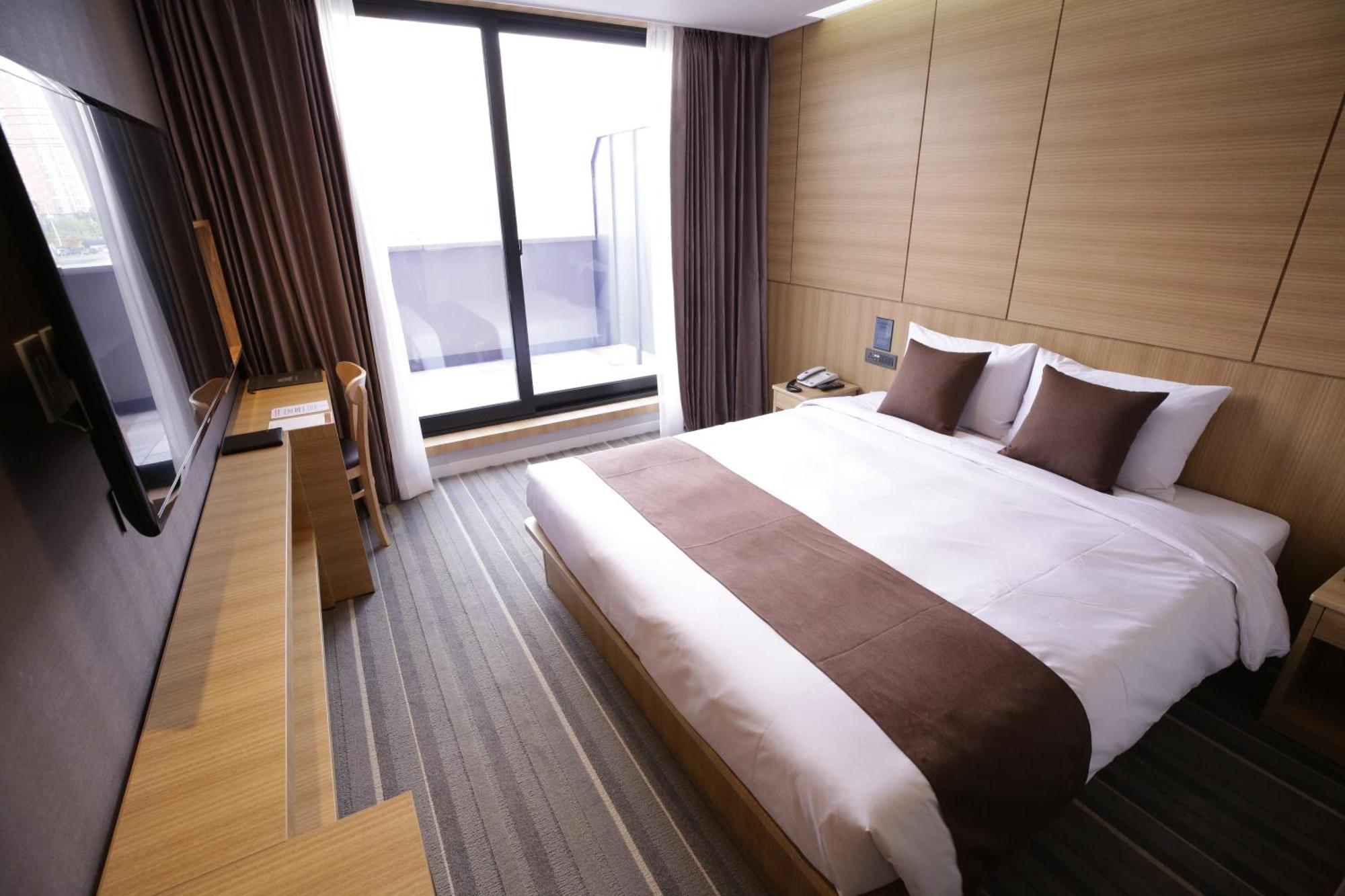 Honors Hotel Hwaseong Экстерьер фото