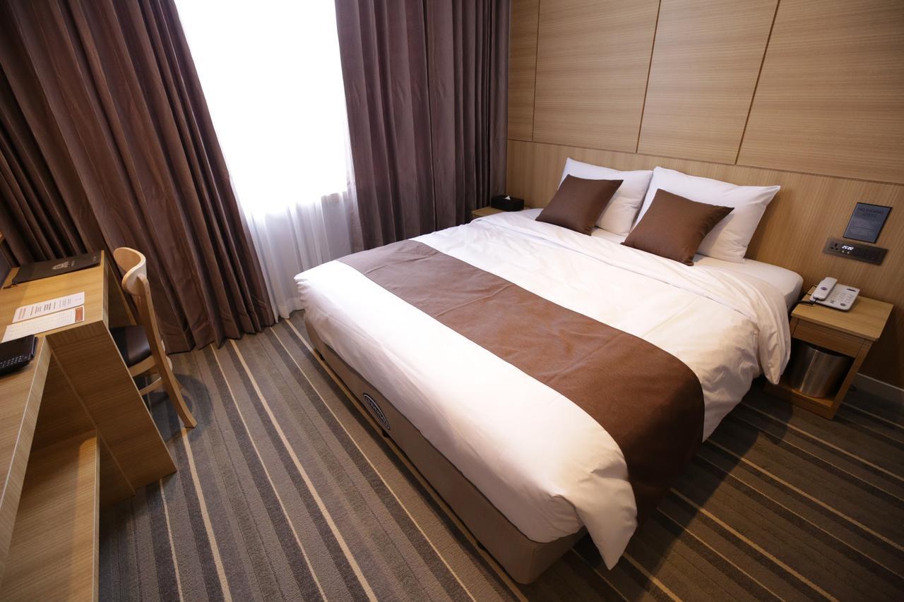 Honors Hotel Hwaseong Экстерьер фото
